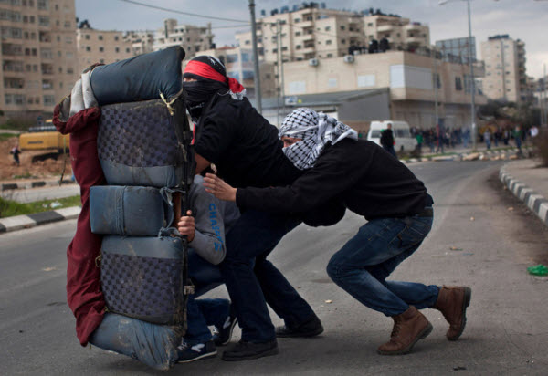 associated press best news pictures 2013