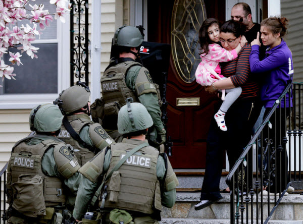 associated press best news pictures 2013