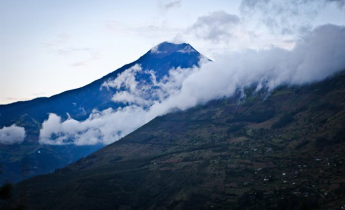 the wildest swing in your life in ecuador