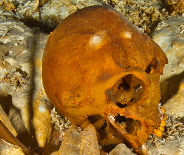 12000-year-old-skeleton