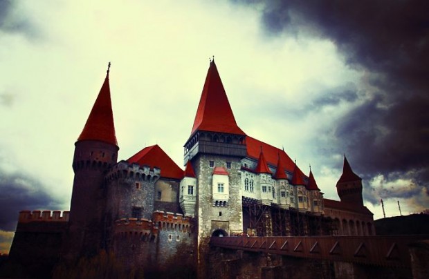 16 The Corvin Castle In Hunedoara, Romania