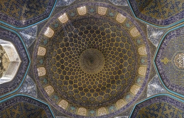 Incredible-and-Colorful-Mosque-8-640x411
