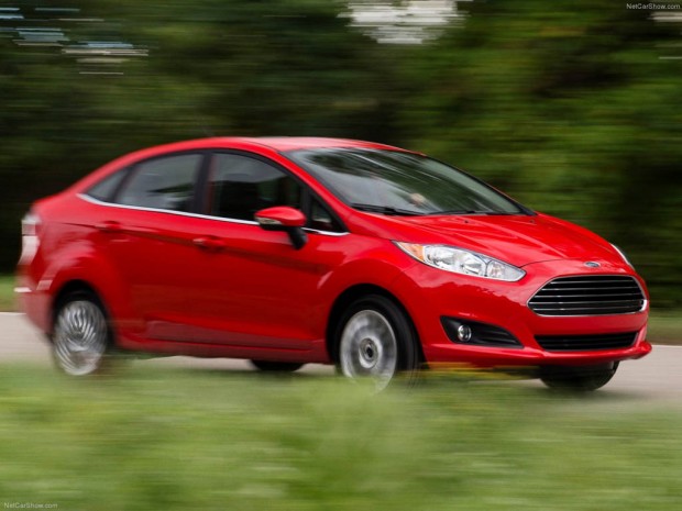 Ford-Fiesta_Sedan_2014