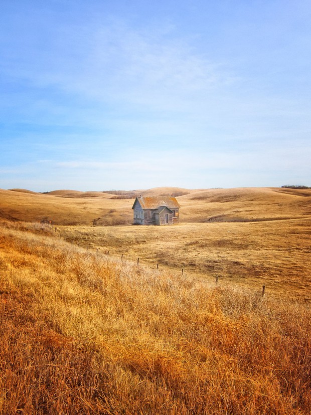 small-house-grand-nature-landscape-photography-6__880