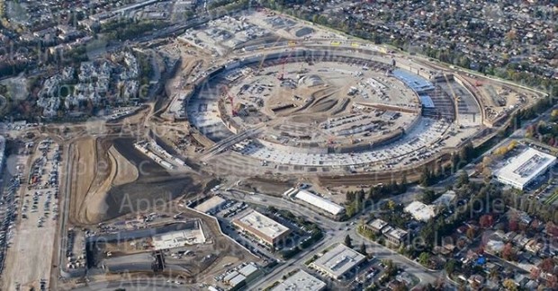 Apple-Releases-New-Photo-of-the-Colossal-Spaceship-Campus-Site-in-Cupertino-465831-2