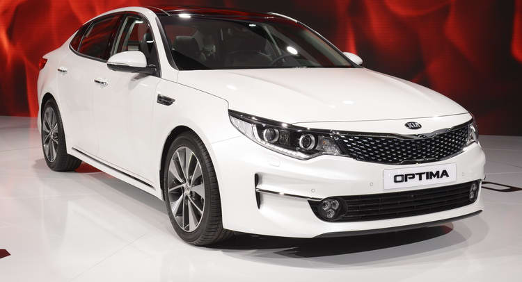 kia-optima-gt-iaa-livepics-11