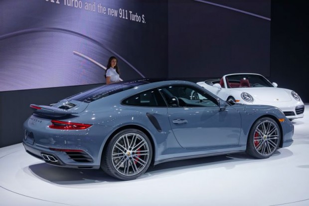 ۲-porsche-911-turbo