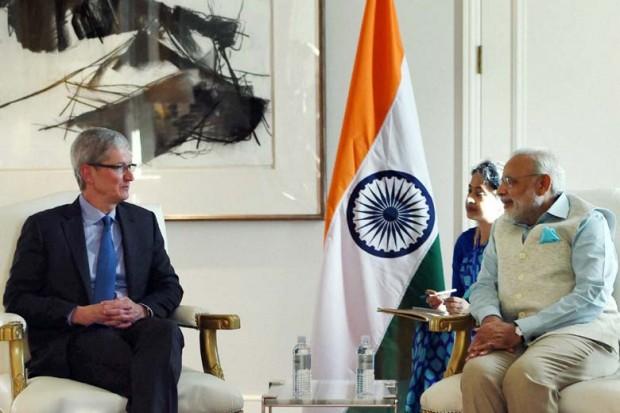 دیدار تیم کوک با نسخت وزیر هند برای بحث بر سر آینده‌ی اپل در این کشور