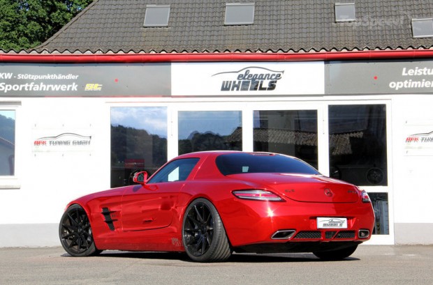  مرسدس بنز SLS AMG