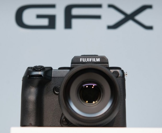 فوجی فیلم دوربین GFX 50S را معرفی کرد؛ حسگر مدیوم فرمت 51 مگاپیکسلی (3)