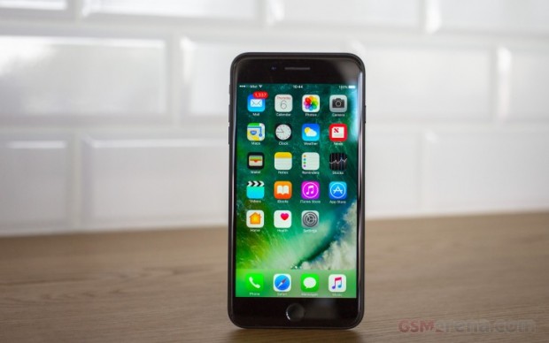 بررسی گوشی اپل آیفون 7 پلاس – طراحی و کیفیت ساخت (25)