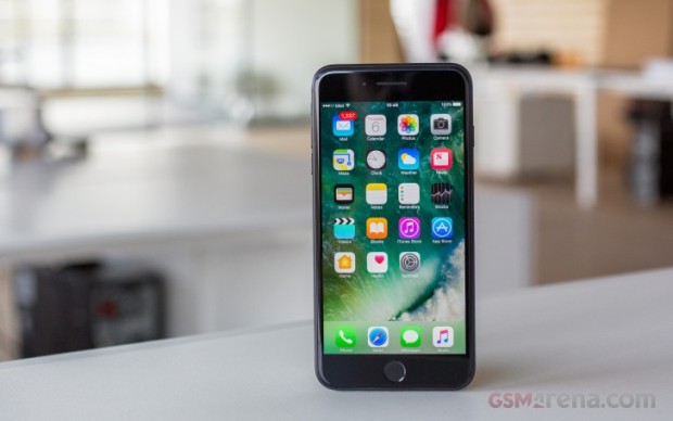 بررسی گوشی اپل آیفون 7 پلاس : بنچمارک ها و قدرت سخت افزاری