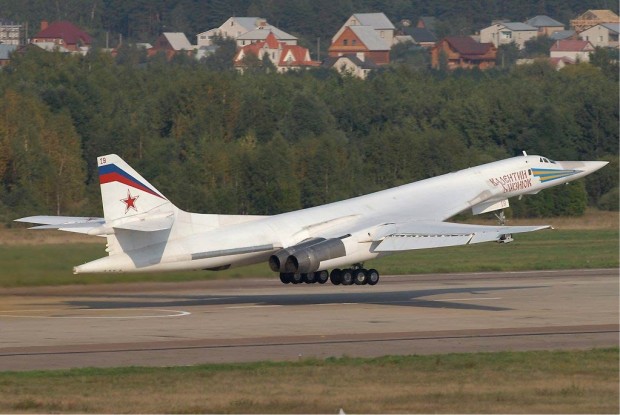 هواپیمای بمب افکن « Tu-160»