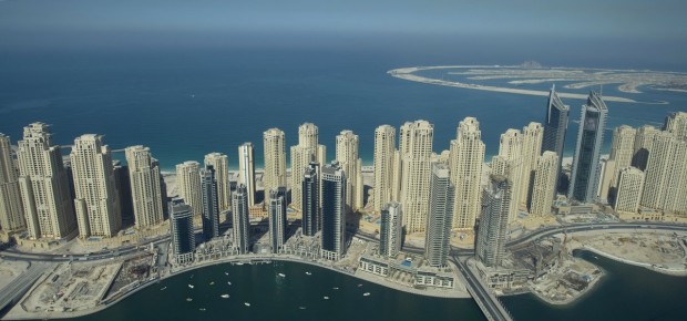 the-marina-also-includes-the-jumeirah-beach-residence-the-largest-single-phase-residential-development-in-the-world