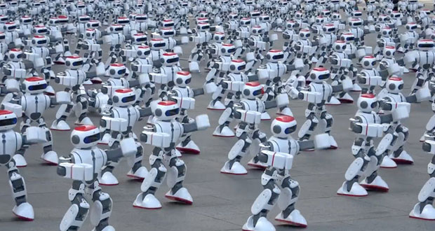 رکورد رقص دسته جمعی روبات‌ ها در گینس