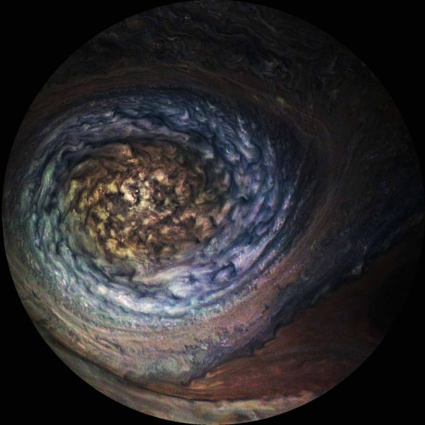 جدیدترین تصاویر سیاره مشتری ؛ شگفتی این غول گازی را از دید فضاپیمای جونو ببینید