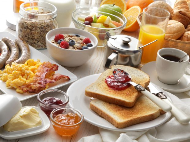 جدیدترین تحقیقات دانشمندان در مورد ارتباط صبحانه نخوردن و بیماری های قلبی