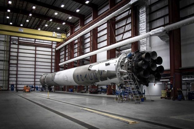 موشک بازیافتی اسپیس ایکس برای اولین بار در خدمت ناسا قرار می‌گیرد
