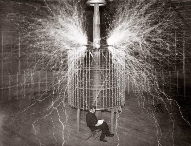 زندگی نامه نیکولا تسلا (Nikola Tesla)، یکی از برجسته‌ترین نوابغ تاریخ بشریت