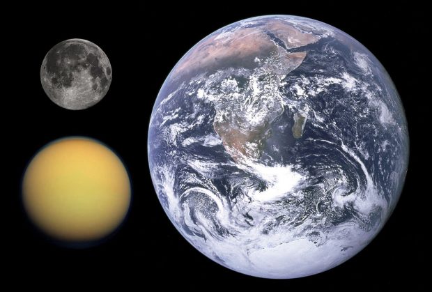 سطح آب های قمر تایتان سیاره مشتری، این ماه را بیشتر به زمین شبیه می‌کند