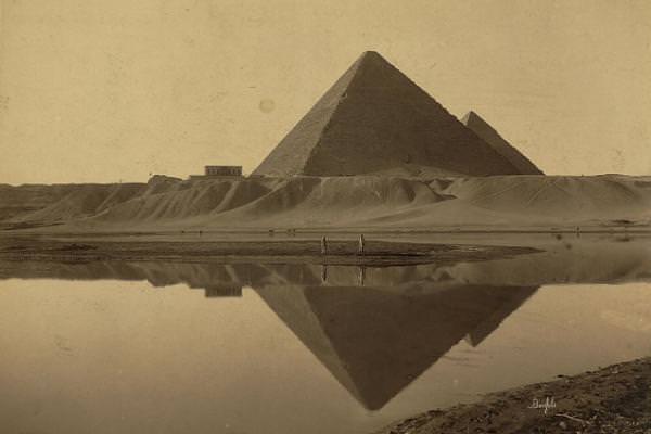 هرم جیزه ،‌ بزرگ‌ترین سازه اهرام مصر کج ساخته شده است!