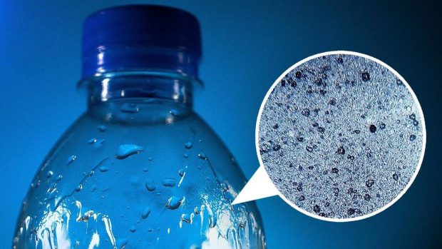 مقدار قابل‌توجهی ذرات ریز پلاستیک در آب معدنی‌ها وجود دارد!