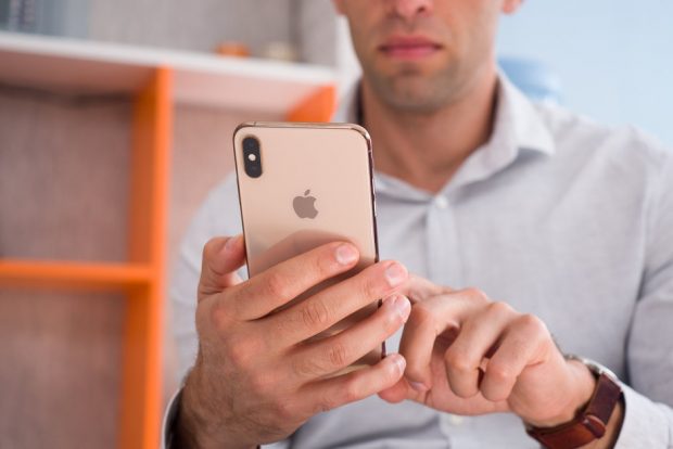 انتخاب گوشی موبایل ویژگی های شخصیتی شما را لو می‌دهد؛ تحلیل روان‌شناسانه‌‌ی طرفداران هر برند
