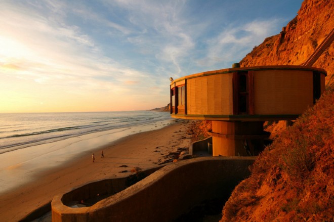 خانه ساحلی قارچی (کالیفرنیا)