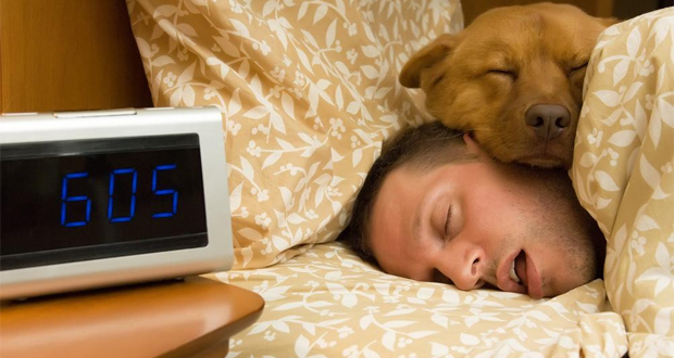 ۵ گجت الکترونیکی که کیفیت خواب شما را افزایش خواهند داد