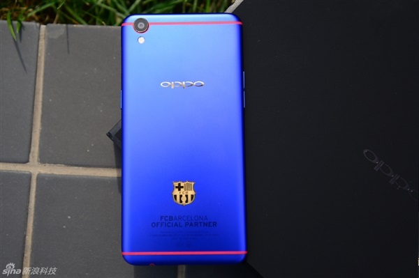 گوشی اوپو R9 FC Barcelona Edition