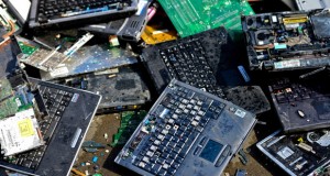 بازیافت زباله های الکترونیکی