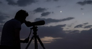همنشینی سیاره زهره و هلال ماه