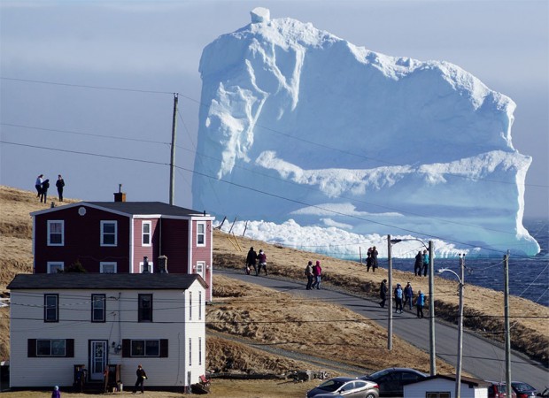 کوه یخ فریلند مهمان ناخوانده روستایی در کانادا