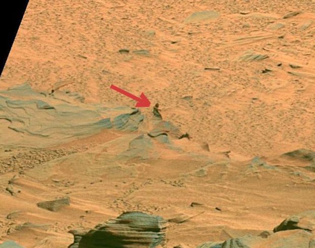 اجسام عجیب بر روی سیاره مریخ