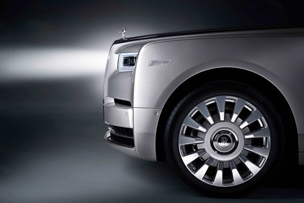 معرفی جدیدترین رولز رویس فانتوم (Rolls-Royce Phantom)؛ خودرویی لوکس و گرانقیمت
