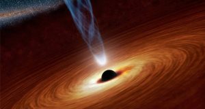خروج شی درخشان از سیاهچاله