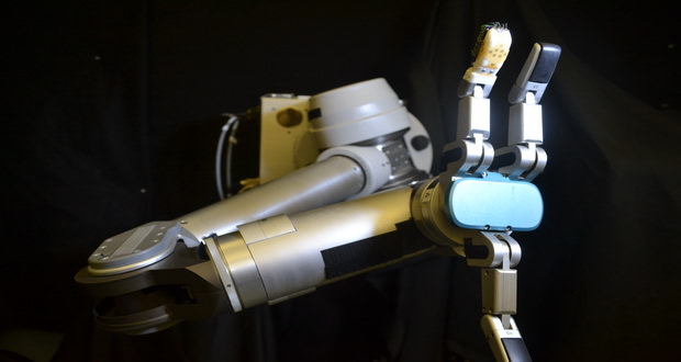 پوست رباتیک ؛ ایده‌ای برای افزودن قابلیت‌های انسانی به ربات‌ها!