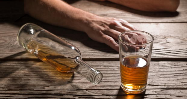 مصرف الکل احتمال ابتلا به انواع مختلف از سرطان را افزایش میدهد