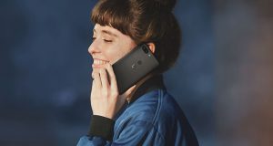 اسمارت فون وان پلاس 5 تی سریع ترین گوشی جهان است!