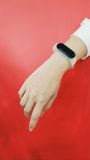 نسخه شفاف دستبند هوشمند شیائومی