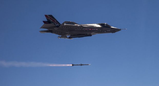 موشک هوا به هوا AIM-260
