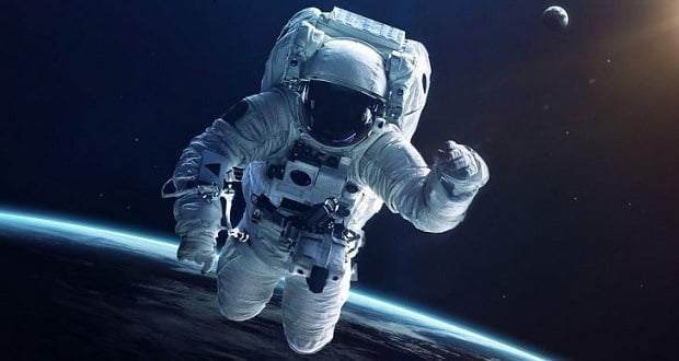 فضانورد ایرانی