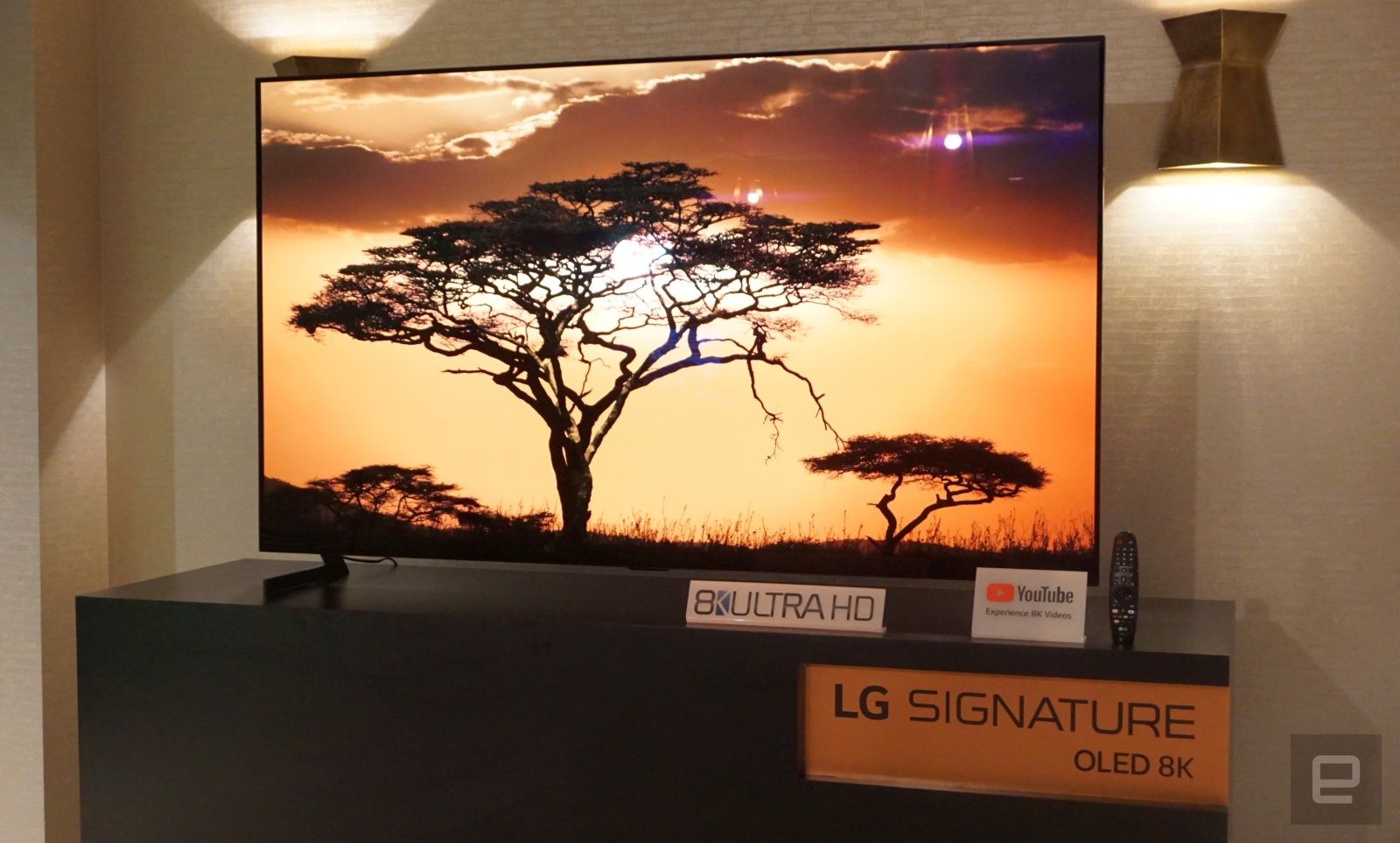 Телевизор lg 8. LG TV 2020. LG 8k телевизор 2020. LG 48 OLED a2. Телевизор LG 8k OLED Malika.