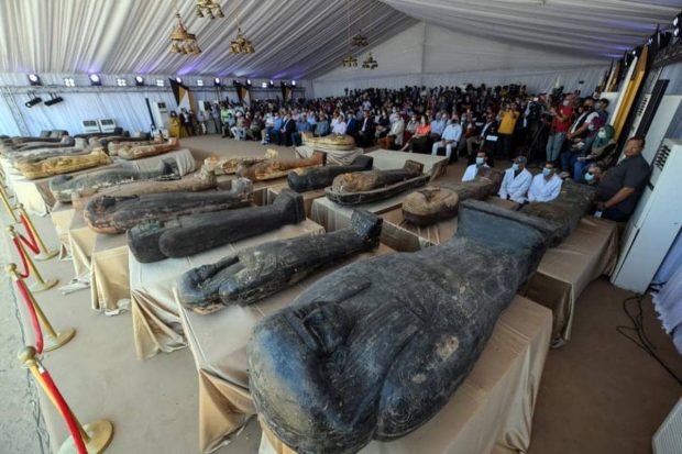 کشف 59 تابوت و مومیایی مصری جدید در جنوب قاهره