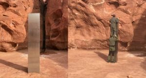 کشف یک ستون فلزی عجیب و مرموز در بیابان‌های آمریکا – بررسی سردبیر