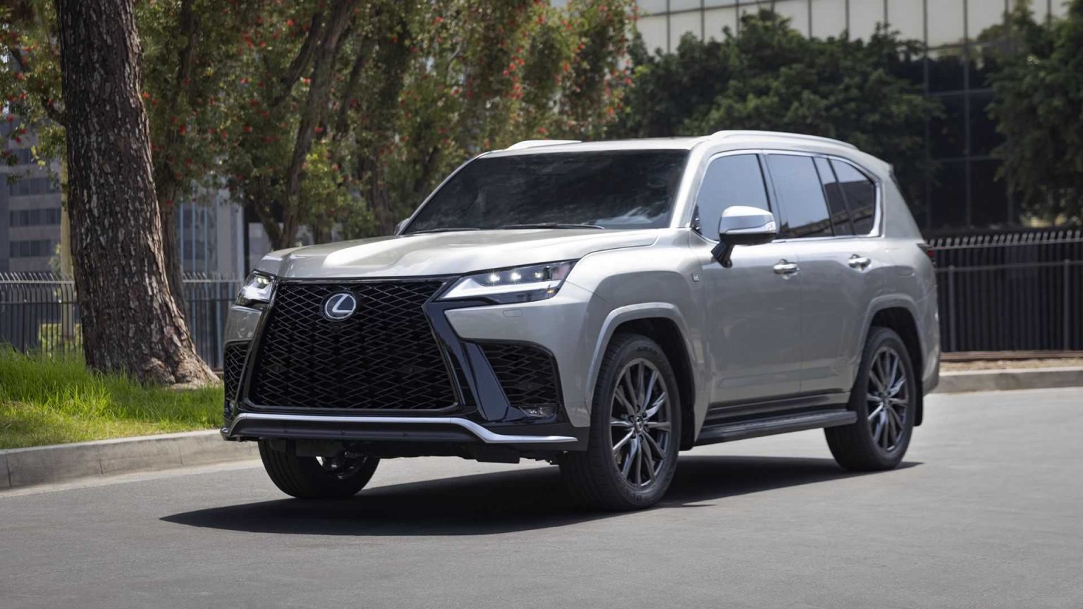 لکسوس LX 600 مدل 2022 + مشخصات فنی، امکانات رفاهی، عکس و ویدیو | گجت نیوز