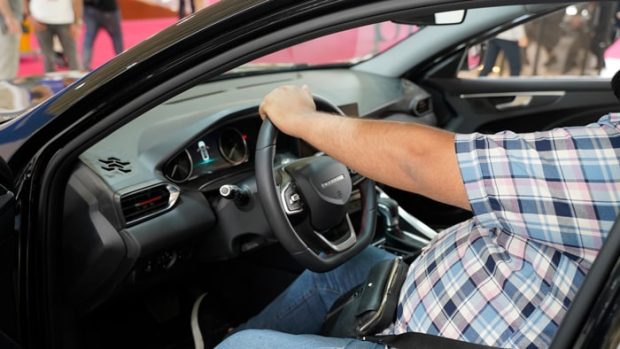 بهمن موتور از سدان رسپکت در نمایشگاه خودرو تهران رونمایی کرد | گجت نیوز