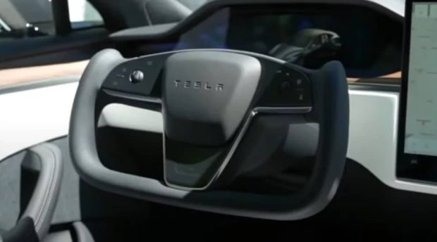 جذاب‌ترین ویژگی‌های خودرو الکتریکی تسلا مدل S Plaid