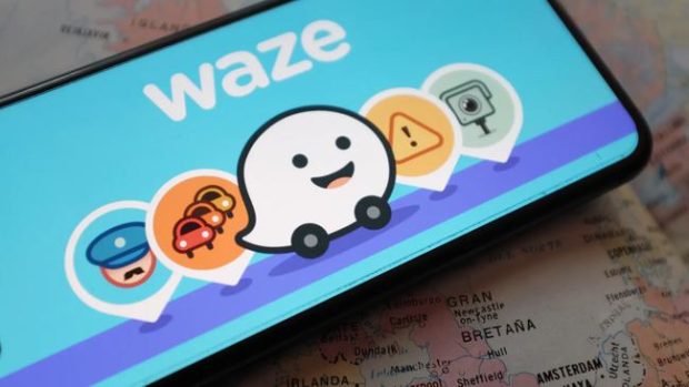 مقایسه گوگل مپس با برنامه مسیریابی Waze