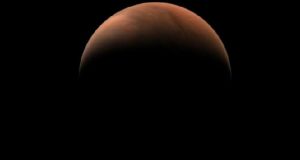 تصویری با وضوح بالا از قمر فوبوس سیاره مریخ